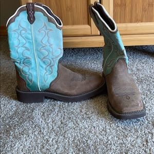 Justin square toe boots